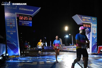 HO CHI MINH CITY NIGHT RUN EXIMBANK 2024 - Ảnh #2063100