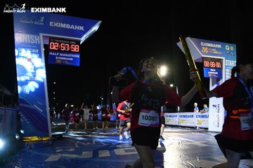 HO CHI MINH CITY NIGHT RUN EXIMBANK 2024 - Ảnh #2059741