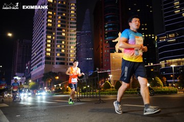 HO CHI MINH CITY NIGHT RUN EXIMBANK 2024 - Ảnh #1989633