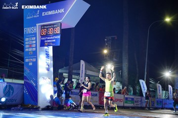 HO CHI MINH CITY NIGHT RUN EXIMBANK 2024 - Ảnh #2034071