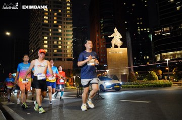 HO CHI MINH CITY NIGHT RUN EXIMBANK 2024 - Ảnh #1990335