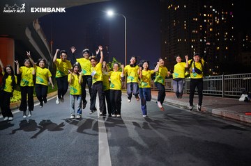 HO CHI MINH CITY NIGHT RUN EXIMBANK 2024 - Ảnh #1988313