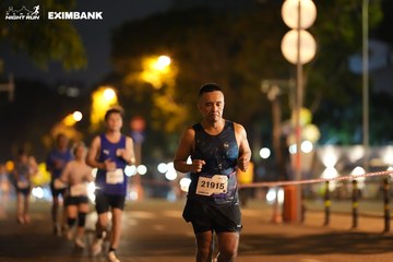 HO CHI MINH CITY NIGHT RUN EXIMBANK 2024 - Ảnh #2160152