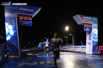 HO CHI MINH CITY NIGHT RUN EXIMBANK 2024 - Ảnh #2059623