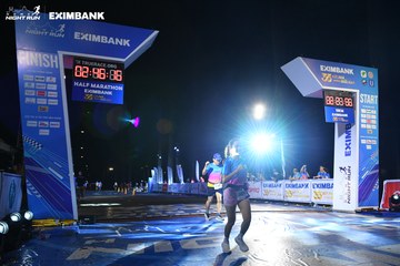 HO CHI MINH CITY NIGHT RUN EXIMBANK 2024 - Ảnh #2066137