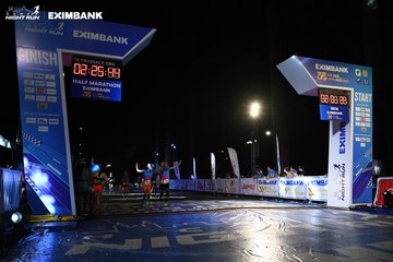 HO CHI MINH CITY NIGHT RUN EXIMBANK 2024 - Ảnh #2060867