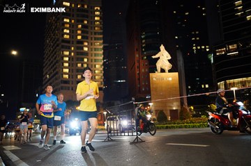 HO CHI MINH CITY NIGHT RUN EXIMBANK 2024 - Ảnh #1991451