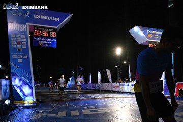 HO CHI MINH CITY NIGHT RUN EXIMBANK 2024 - Ảnh #2066019