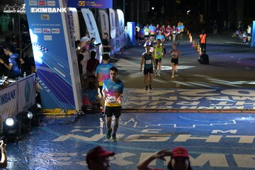 HO CHI MINH CITY NIGHT RUN EXIMBANK 2024 - Ảnh #2027438