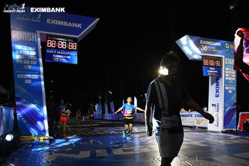 HO CHI MINH CITY NIGHT RUN EXIMBANK 2024 - Ảnh #2062250