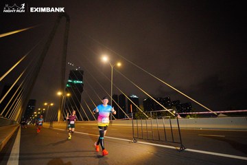 HO CHI MINH CITY NIGHT RUN EXIMBANK 2024 - Ảnh #2026368