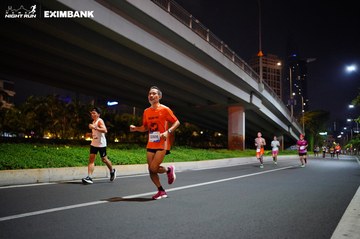 HO CHI MINH CITY NIGHT RUN EXIMBANK 2024 - Ảnh #1988770