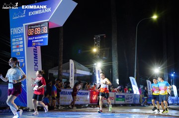 HO CHI MINH CITY NIGHT RUN EXIMBANK 2024 - Ảnh #2034458