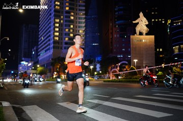 HO CHI MINH CITY NIGHT RUN EXIMBANK 2024 - Ảnh #1989019