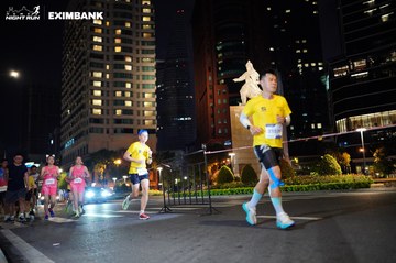 HO CHI MINH CITY NIGHT RUN EXIMBANK 2024 - Ảnh #1991151