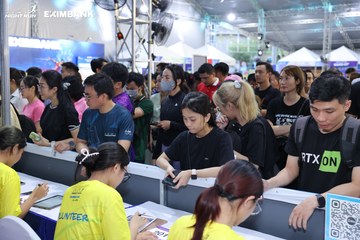 HO CHI MINH CITY NIGHT RUN EXIMBANK 2024 - Ảnh #1964703
