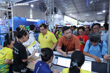 HO CHI MINH CITY NIGHT RUN EXIMBANK 2024 - Ảnh #1964227