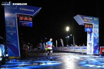 HO CHI MINH CITY NIGHT RUN EXIMBANK 2024 - Ảnh #2061298
