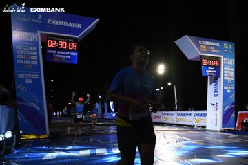 HO CHI MINH CITY NIGHT RUN EXIMBANK 2024 - Ảnh #2060318