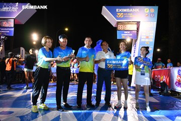 HO CHI MINH CITY NIGHT RUN EXIMBANK 2024 - Ảnh #1969606