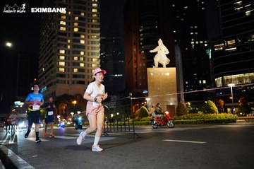 HO CHI MINH CITY NIGHT RUN EXIMBANK 2024 - Ảnh #1989577