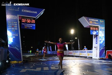 HO CHI MINH CITY NIGHT RUN EXIMBANK 2024 - Ảnh #2060320