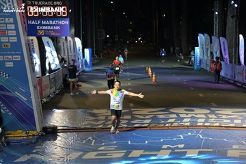 HO CHI MINH CITY NIGHT RUN EXIMBANK 2024 - Ảnh #2028067