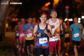 HO CHI MINH CITY NIGHT RUN EXIMBANK 2024 - Ảnh #2158894
