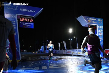 HO CHI MINH CITY NIGHT RUN EXIMBANK 2024 - Ảnh #2062889