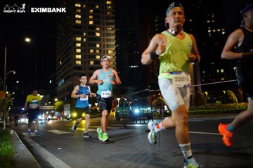 HO CHI MINH CITY NIGHT RUN EXIMBANK 2024 - Ảnh #1990682