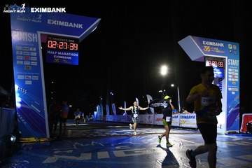 HO CHI MINH CITY NIGHT RUN EXIMBANK 2024 - Ảnh #2063442