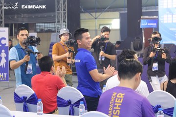 HO CHI MINH CITY NIGHT RUN EXIMBANK 2024 - Ảnh #1964830