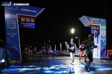 HO CHI MINH CITY NIGHT RUN EXIMBANK 2024 - Ảnh #2061112