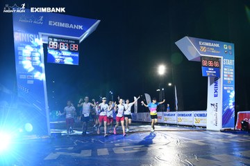 HO CHI MINH CITY NIGHT RUN EXIMBANK 2024 - Ảnh #2061878