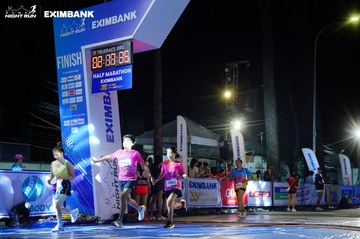HO CHI MINH CITY NIGHT RUN EXIMBANK 2024 - Ảnh #2032782