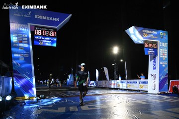 HO CHI MINH CITY NIGHT RUN EXIMBANK 2024 - Ảnh #2062100