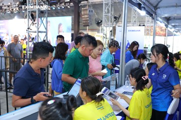 HO CHI MINH CITY NIGHT RUN EXIMBANK 2024 - Ảnh #1965541