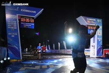 HO CHI MINH CITY NIGHT RUN EXIMBANK 2024 - Ảnh #2064652