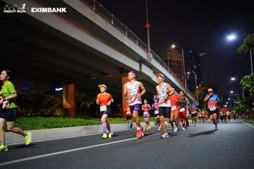 HO CHI MINH CITY NIGHT RUN EXIMBANK 2024 - Ảnh #1988871