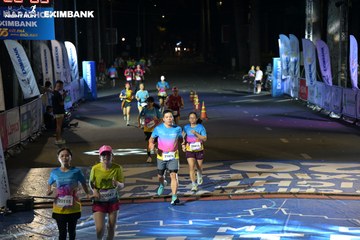 HO CHI MINH CITY NIGHT RUN EXIMBANK 2024 - Ảnh #2026958