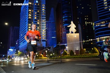 HO CHI MINH CITY NIGHT RUN EXIMBANK 2024 - Ảnh #1990363