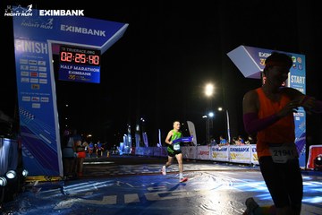 HO CHI MINH CITY NIGHT RUN EXIMBANK 2024 - Ảnh #2060809