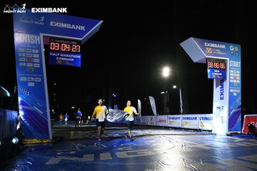 HO CHI MINH CITY NIGHT RUN EXIMBANK 2024 - Ảnh #2063470
