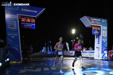 HO CHI MINH CITY NIGHT RUN EXIMBANK 2024 - Ảnh #2064058
