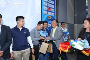 HO CHI MINH CITY NIGHT RUN EXIMBANK 2024 - Ảnh #1963513