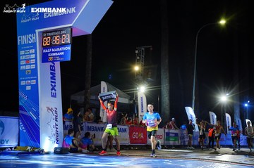 HO CHI MINH CITY NIGHT RUN EXIMBANK 2024 - Ảnh #2033823