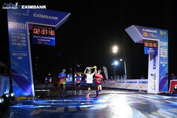 HO CHI MINH CITY NIGHT RUN EXIMBANK 2024 - Ảnh #2059506