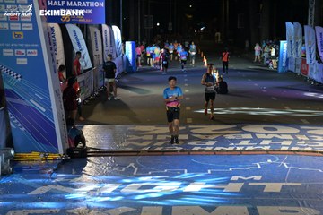 HO CHI MINH CITY NIGHT RUN EXIMBANK 2024 - Ảnh #2029932