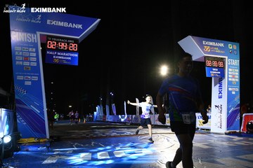 HO CHI MINH CITY NIGHT RUN EXIMBANK 2024 - Ảnh #2064307