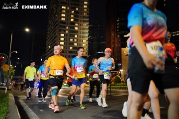 HO CHI MINH CITY NIGHT RUN EXIMBANK 2024 - Ảnh #1990758